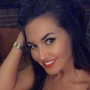 Meet your Posher, Candice